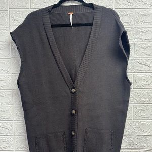 Free people grey sweater vest size xsmall